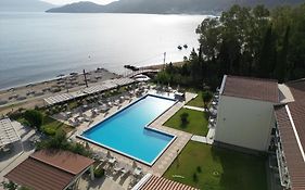 Sami Beach Hotel  3*